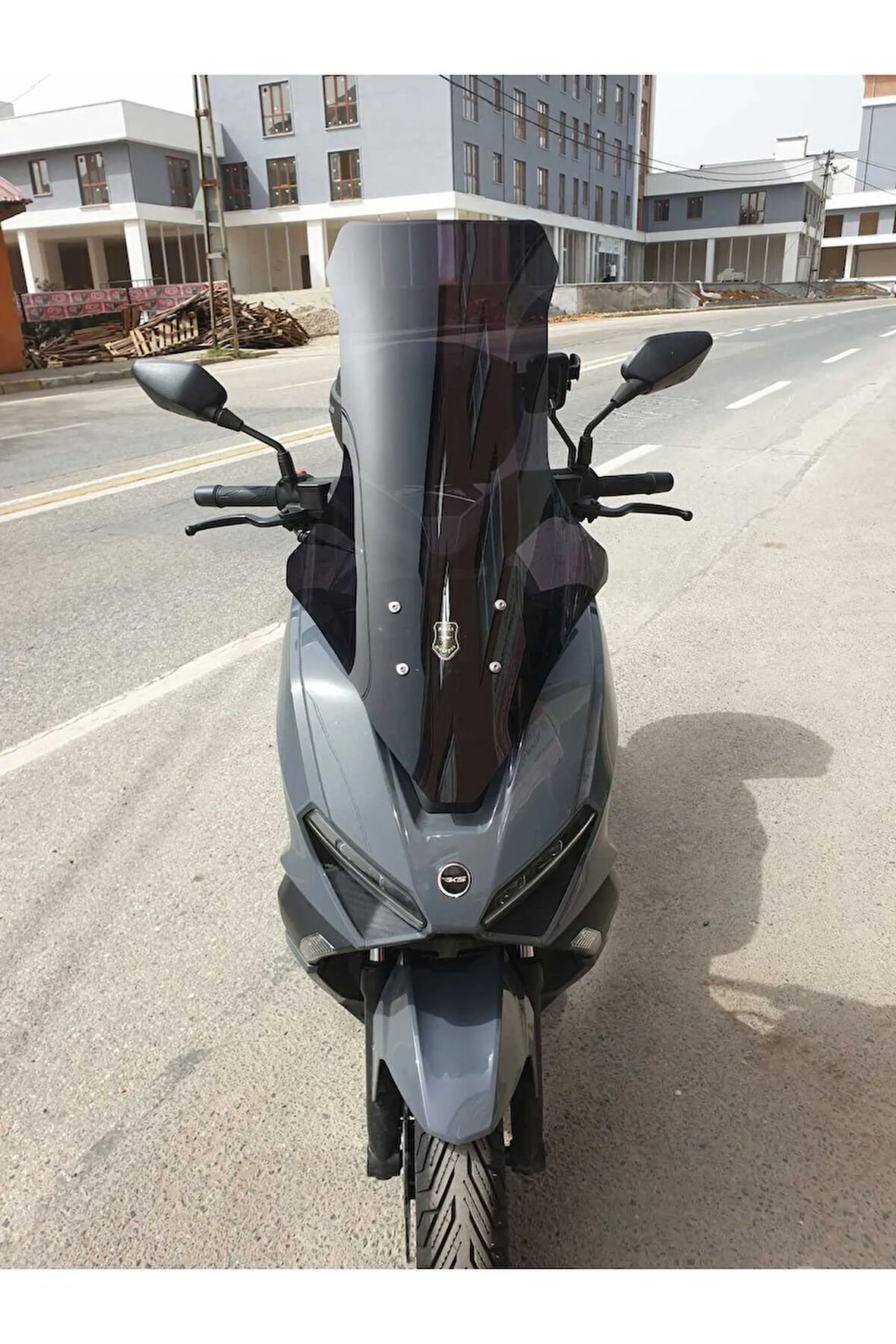 RKS Vieste 249 Siperlik Ön Cam 2022 2024 Model 78cm Siyah Renkli 4mm UZUN CAM