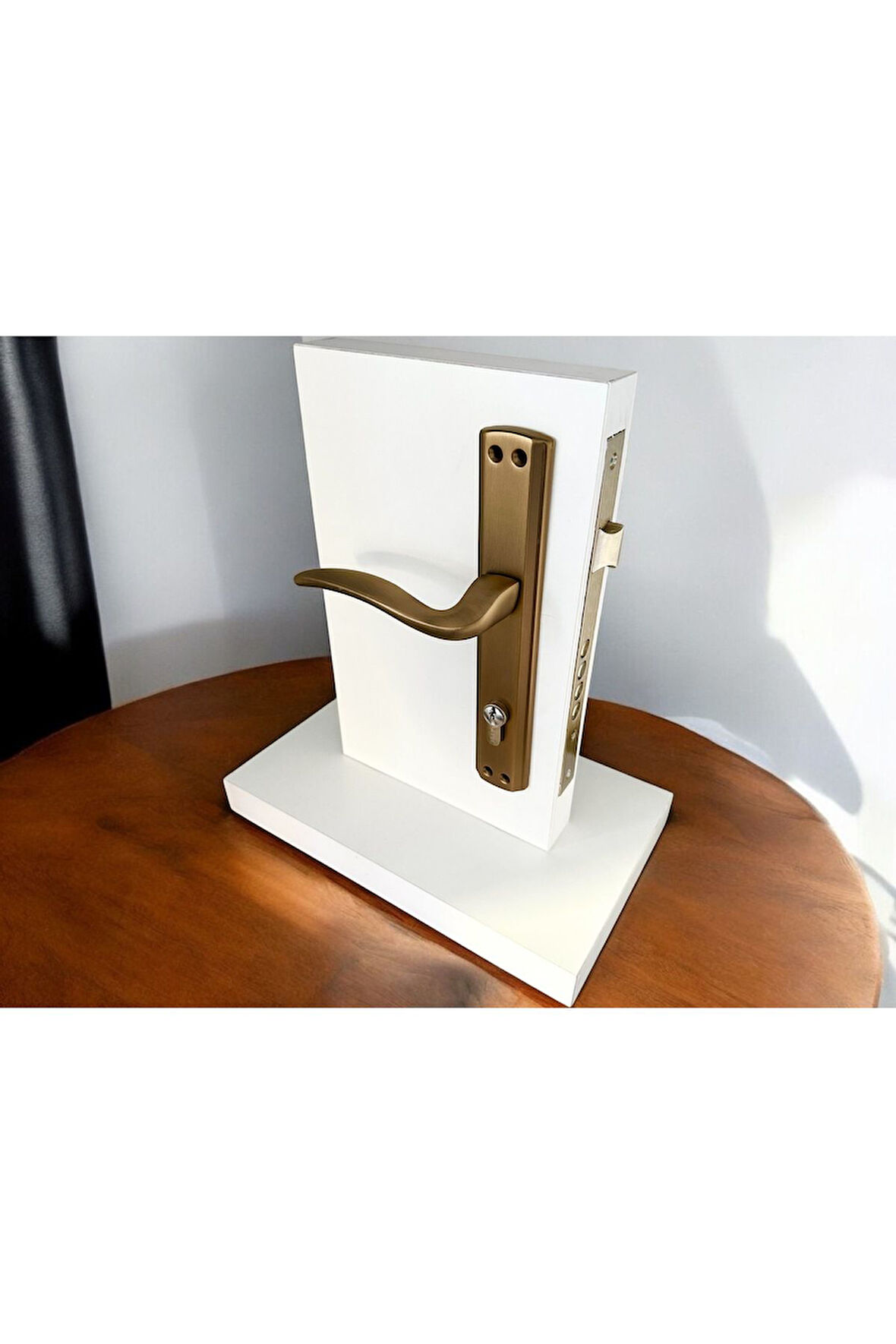 Trim Mat Antik Sarı Aynalı Yale Çelik Kapı Kolu Sol Elle Açılır Tek Taraf (Kilit Hariçtir)