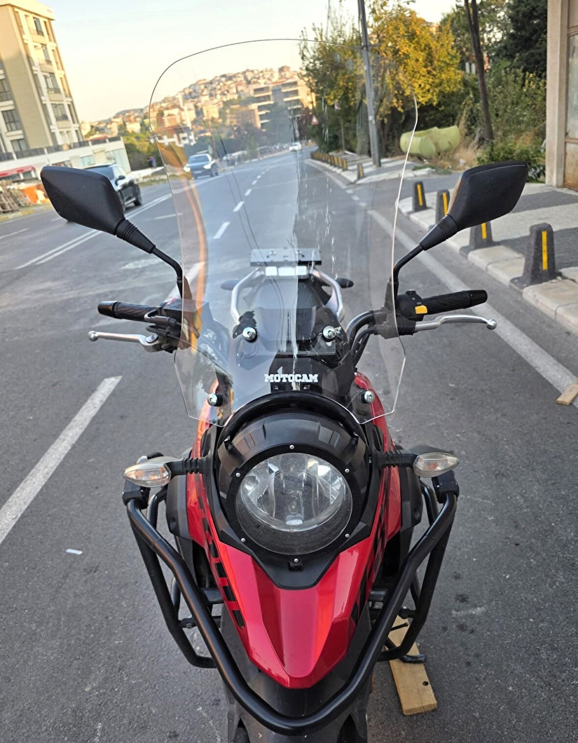 MOTOCAM Suzuki V-Strom DL 250 Siperlik Ön Cam 2017-2020 Model 51cm Şeffaf Renkli 4mm
