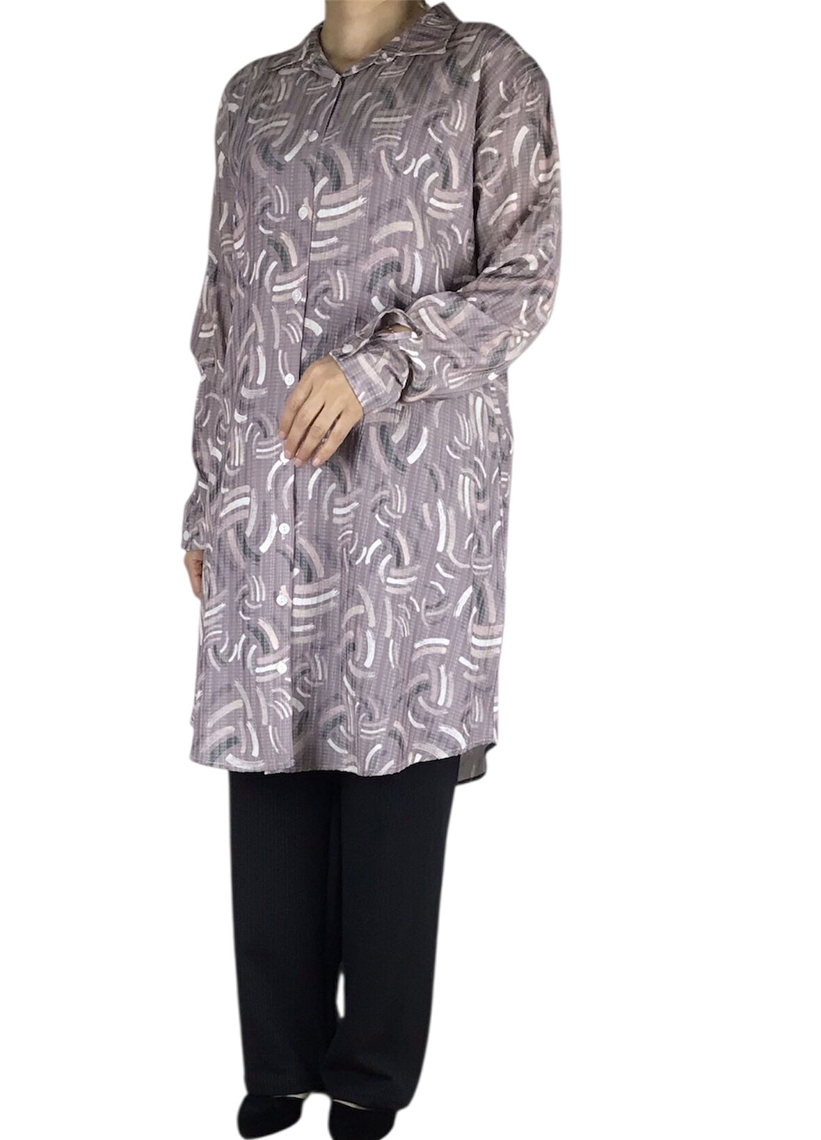 KADIN ÖNÜ DÜĞMELİ YAKALI KOL MANŞETLİ GÖMLEK