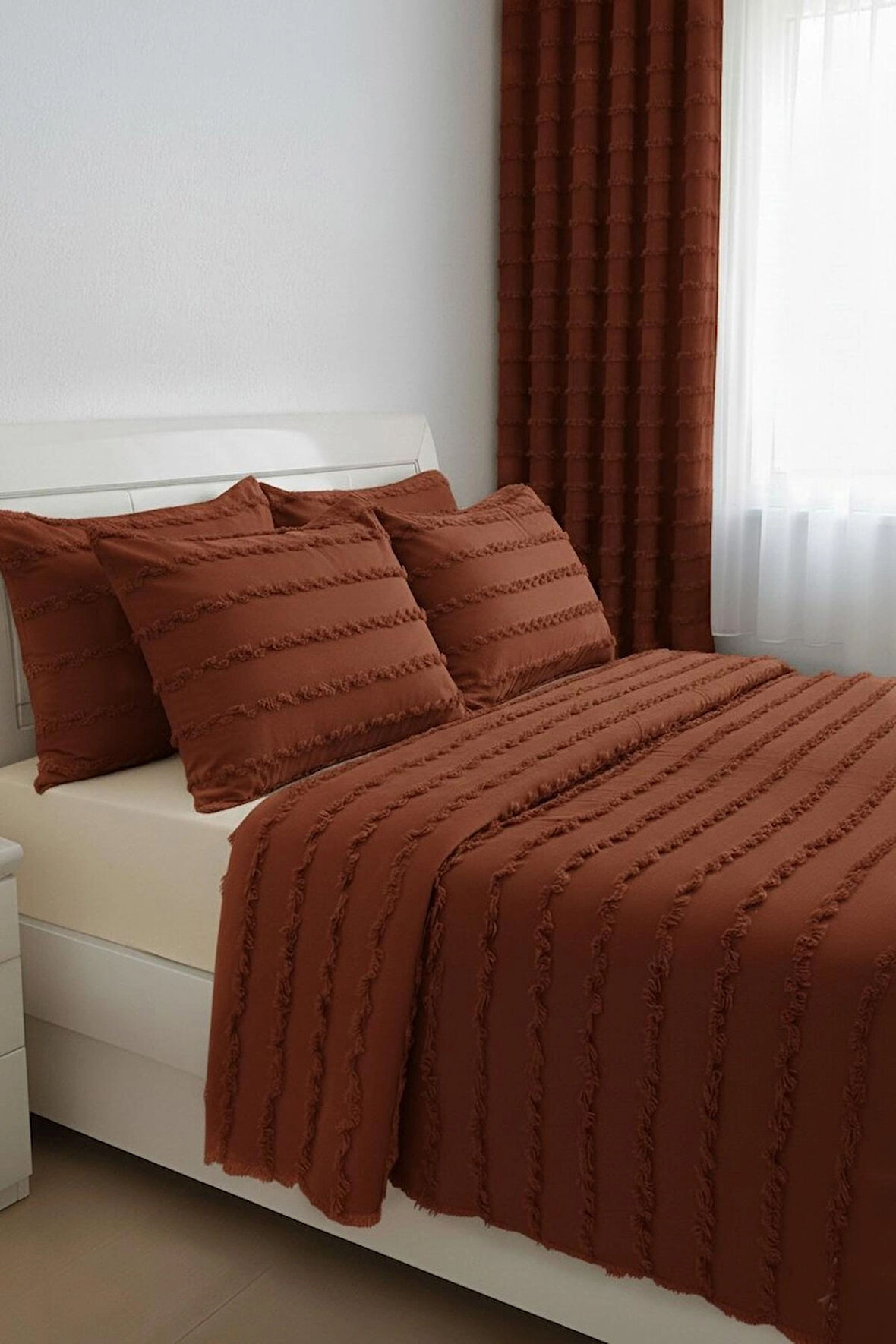 Wave Koleksiyon Kremit Yatak Örtüsü Seti 260x250 cm + 4 Yastık Kılıfı