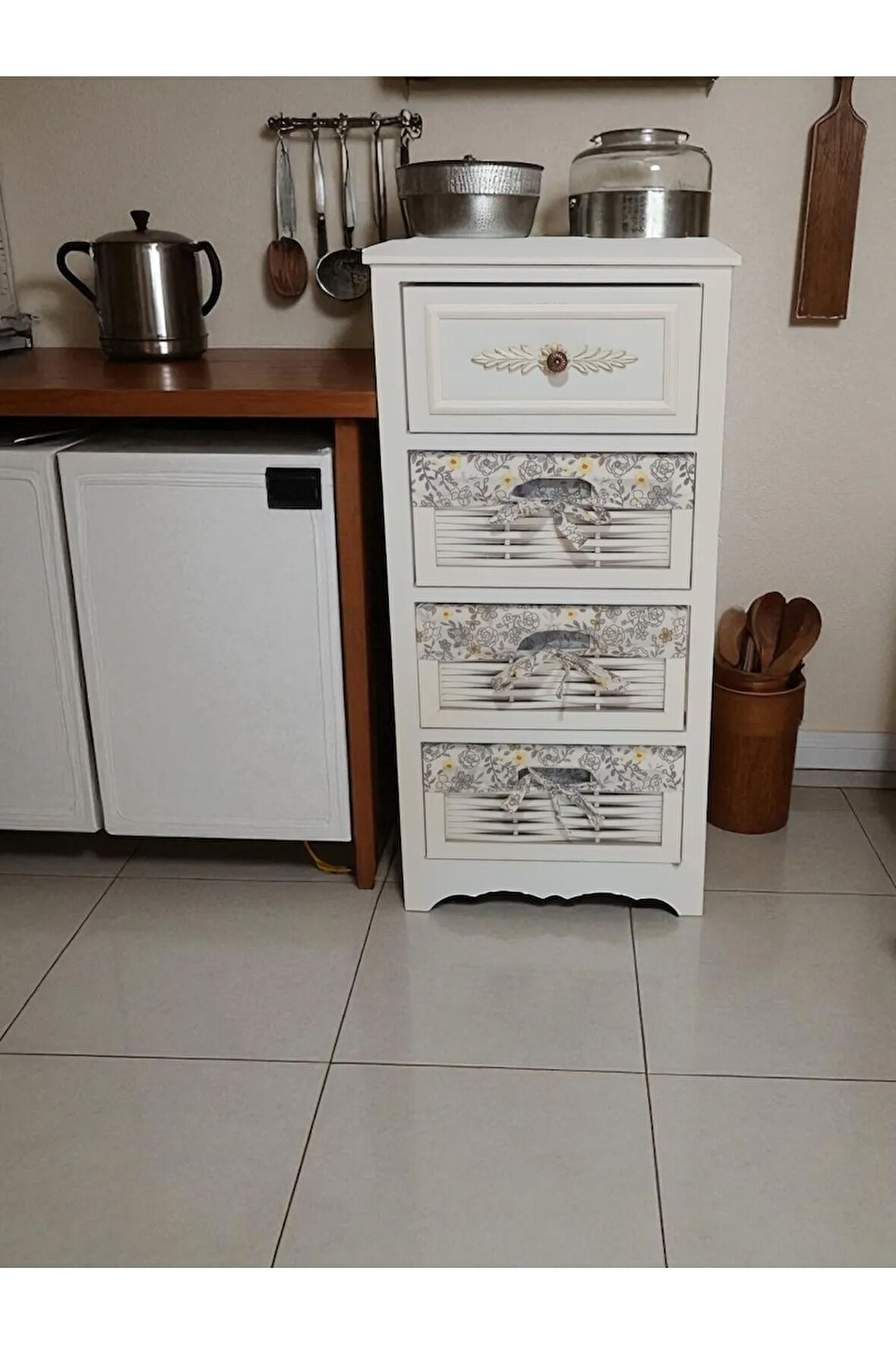 Ahşap 4 Çekmeceli Hasır Görünümlü Yıkanabilir Bezli Sebzelik (Beyaz)