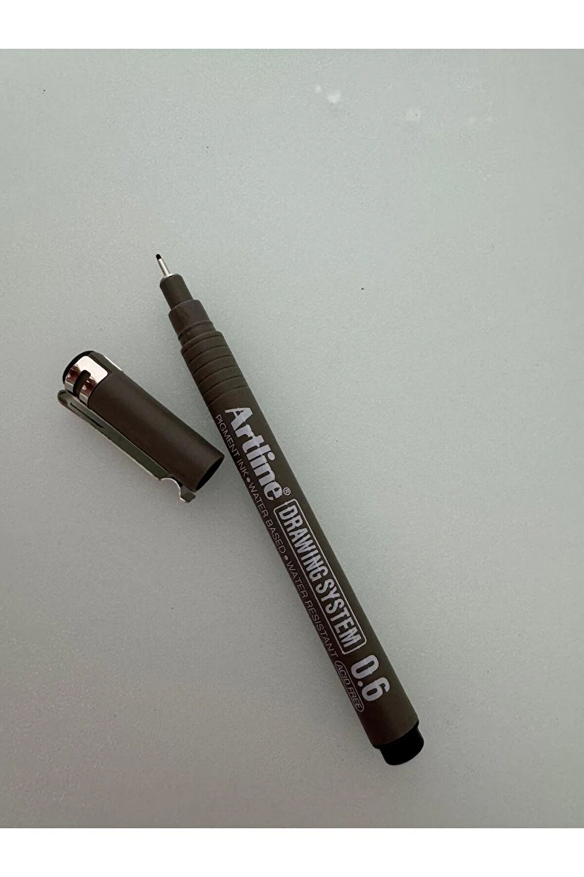 Çizim Kalemi 0.6 MM Siyah (1 adet)