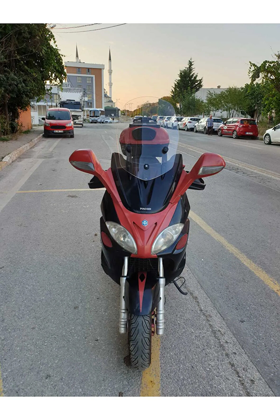 Piaggio X9 Siperlik Ön Cam 2004 2007 Model 59cm Şeffaf Renkli 4mm