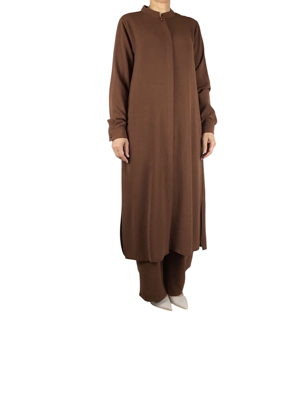 KADIN HAKİM YAKA TUNİK ÖNÜ GİZLİ DÜĞMELİ YANLARDAN GİZLİ CEPLİ PANTOLON BELİ LASTİKLİ PANTOLONLU TAKIM