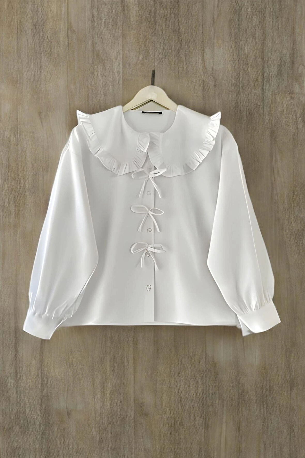 Bebe Yaka Fiyonk Detaylı Etek Üstü Crop Gömlek