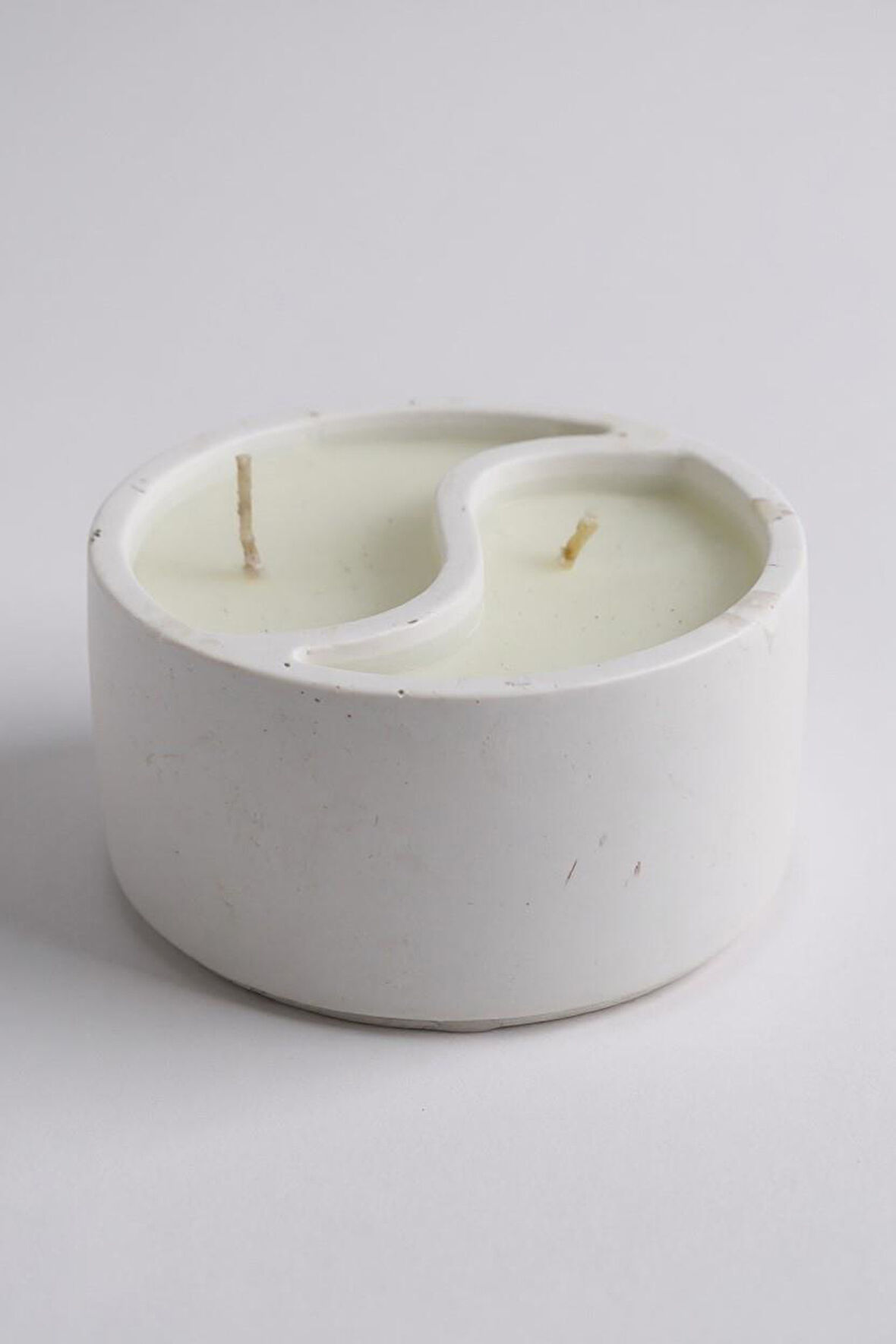 Yin Yang Mermer Desenli Dekoratif Beton Mum  –Palm Wax Vegan El Yapımı Mum