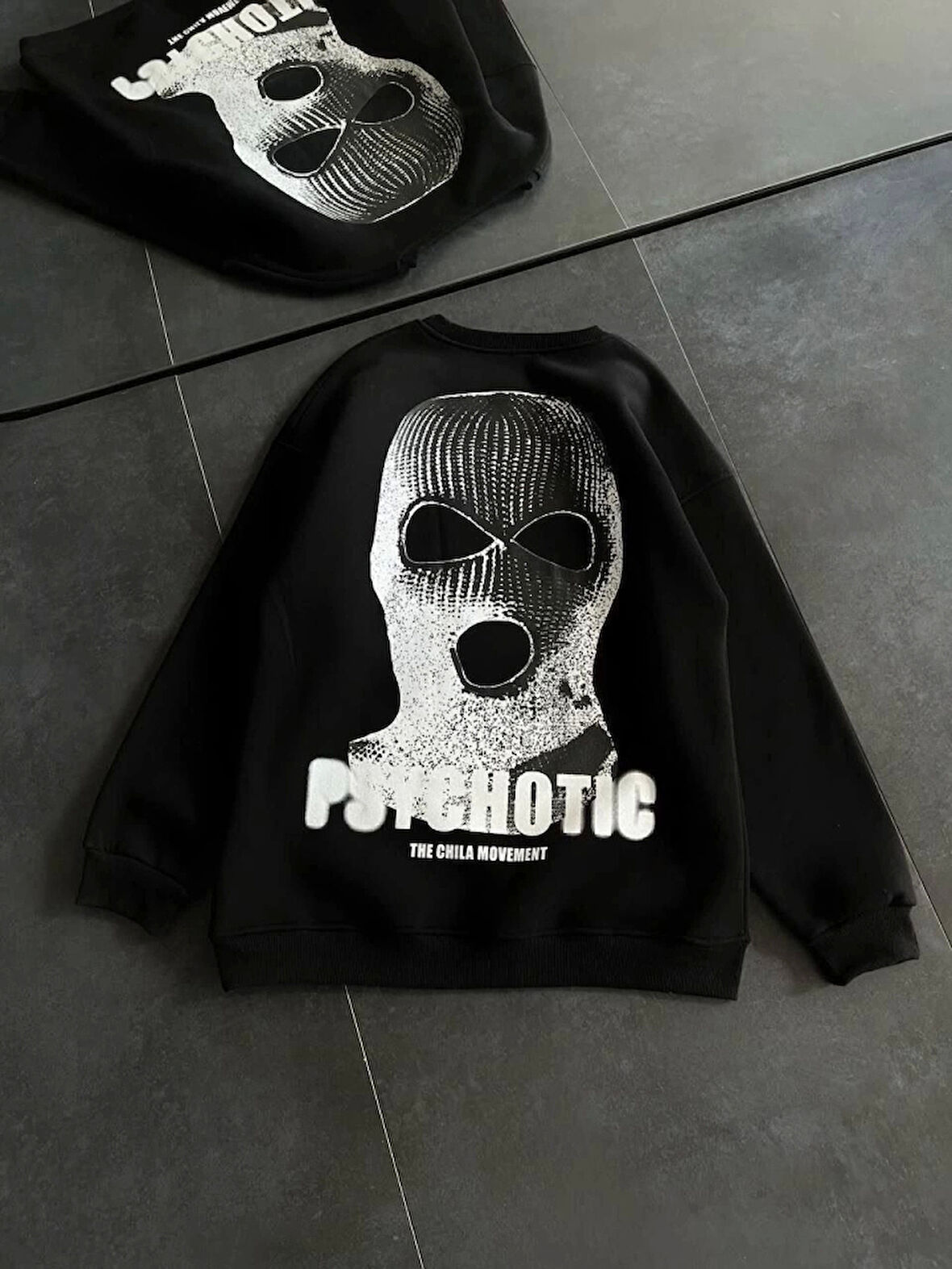 Kışlık Bisiklet Yaka Baskılı SweatShirt - Siyah