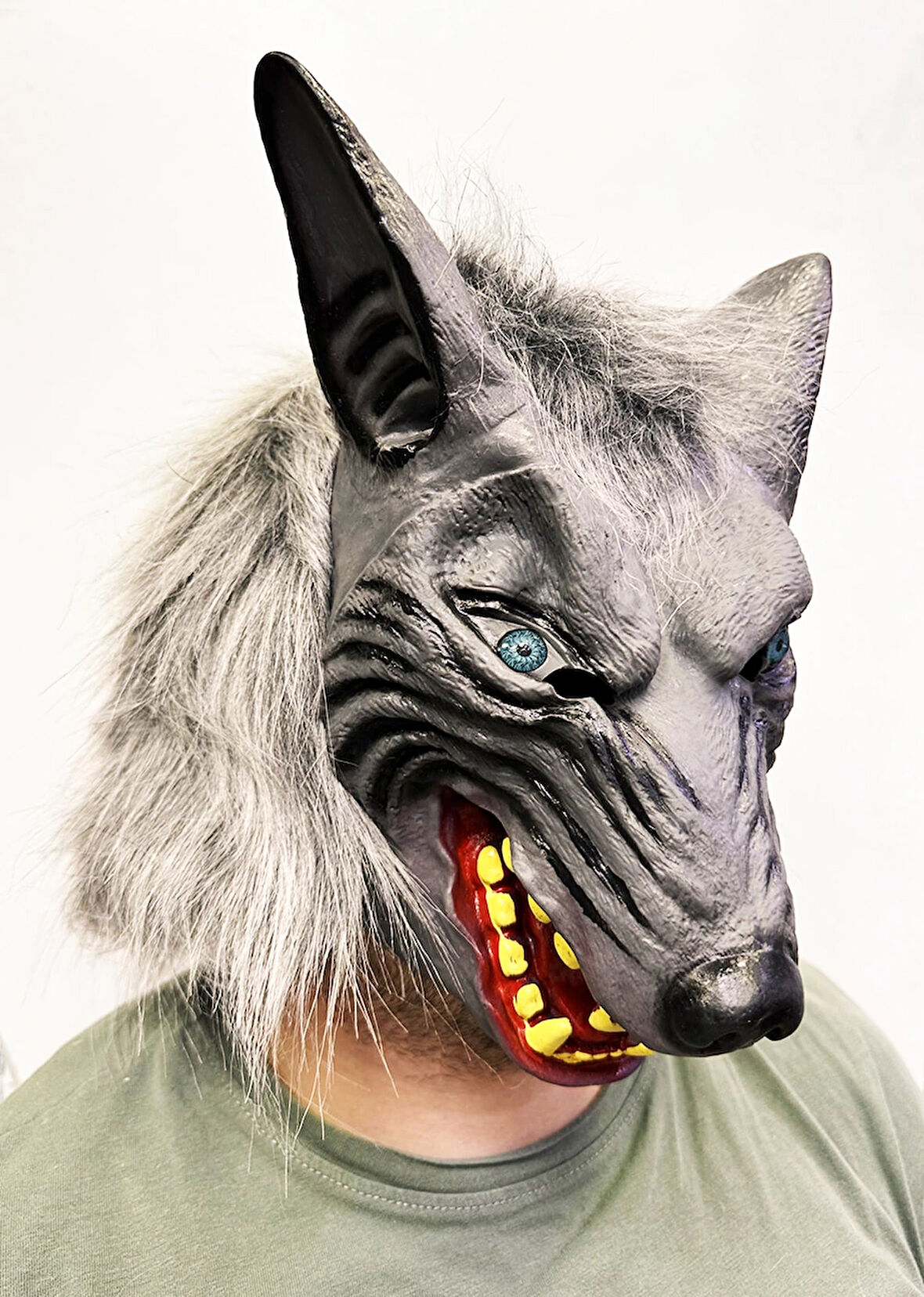 Kafaya Tam Geçmeli Lateks Gözlü Dişli Ağzı Açık Kurt Maskesi