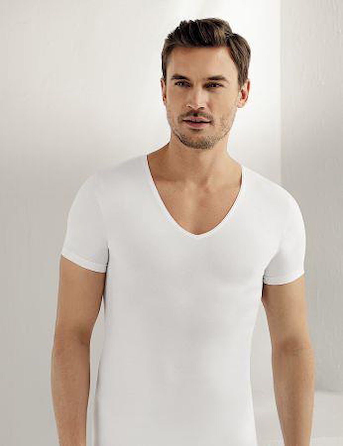 6 Adet Şahinler Erkek Likralı Derin V Yaka Fanila Atlet E080