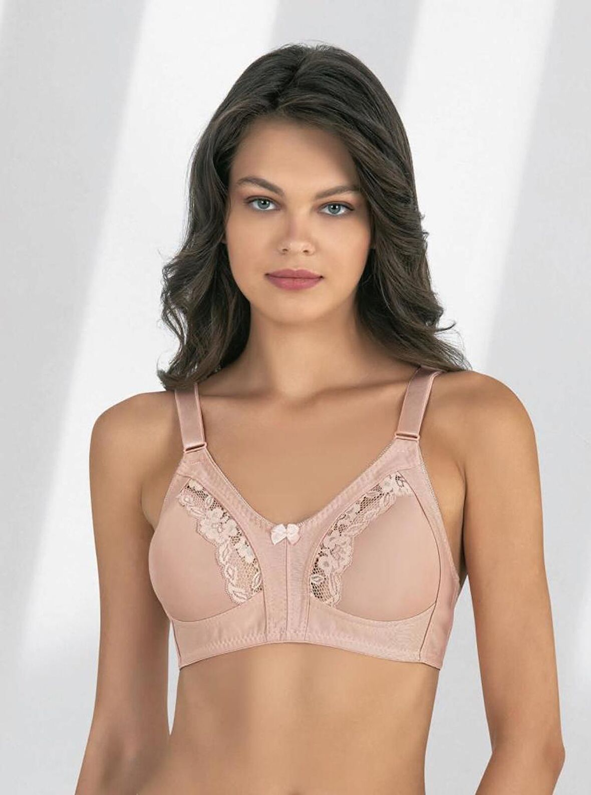 Fabony Kadın Minimizer Dantel Detaylı Toparlayıcı Sütyen 3200