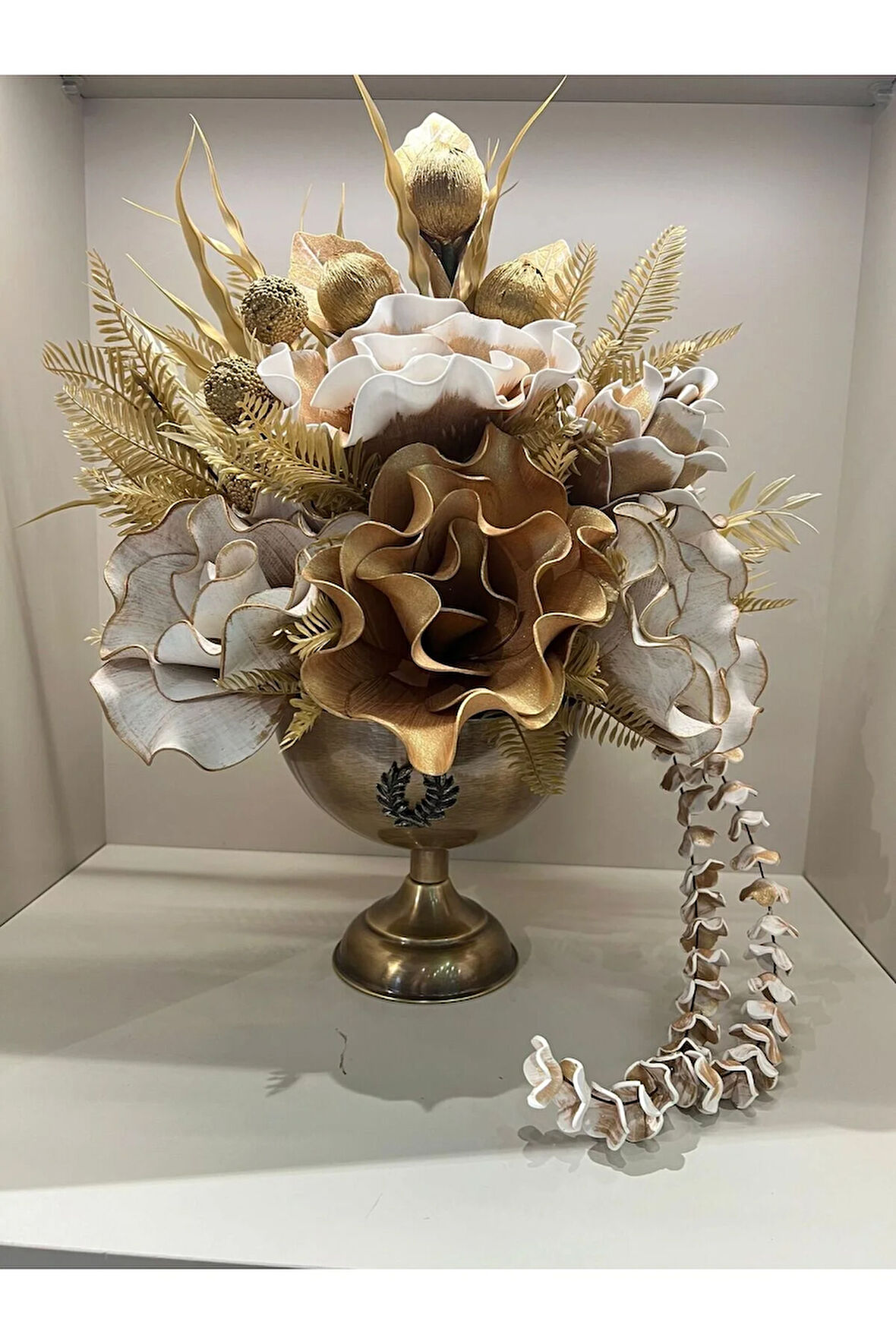 Yapay Çiçekli Antik Yuvarlak Vazo No:2