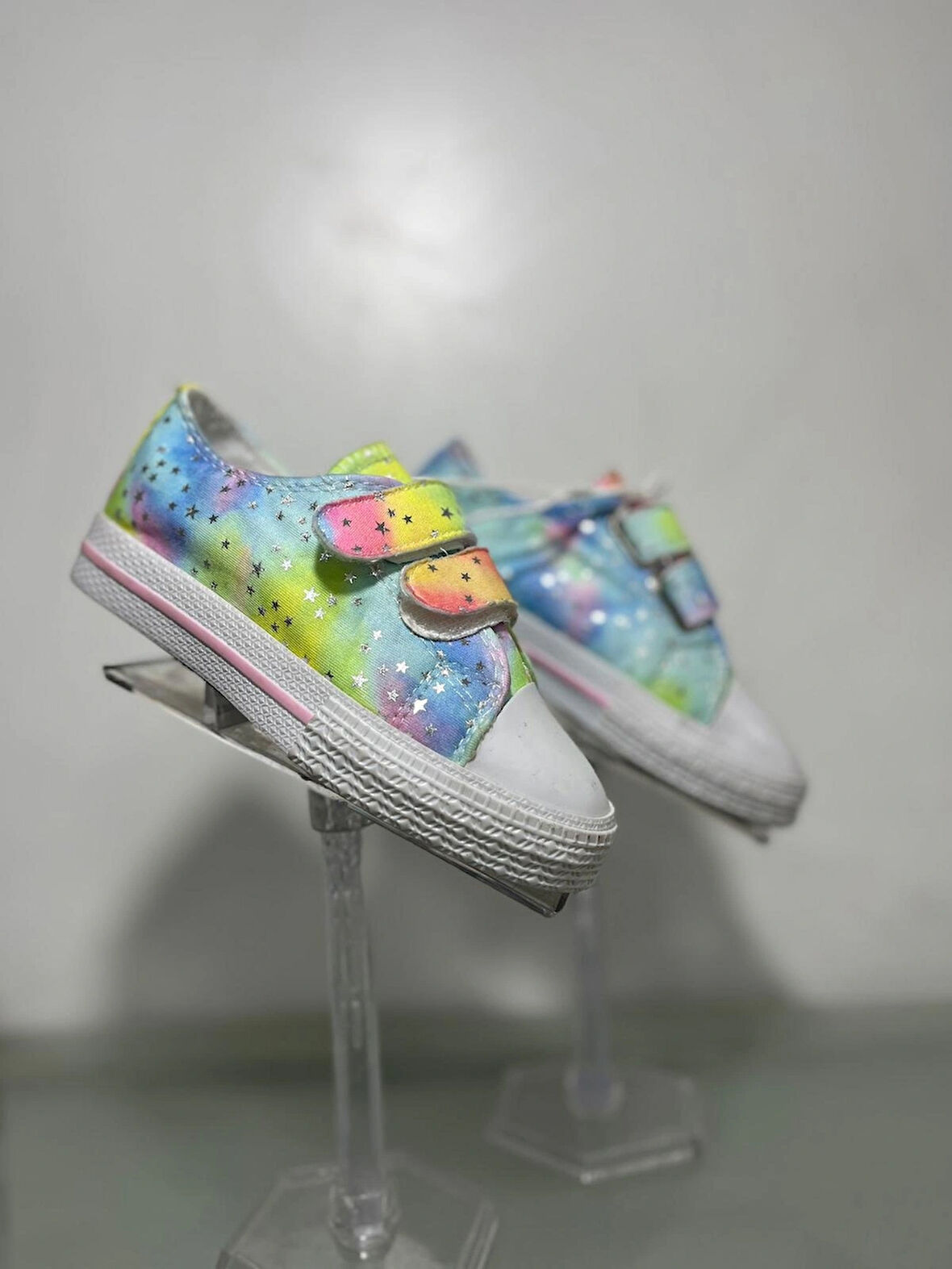 KIZ ÇOCUK KENDİNDEN DESENLİ SNEAKER 