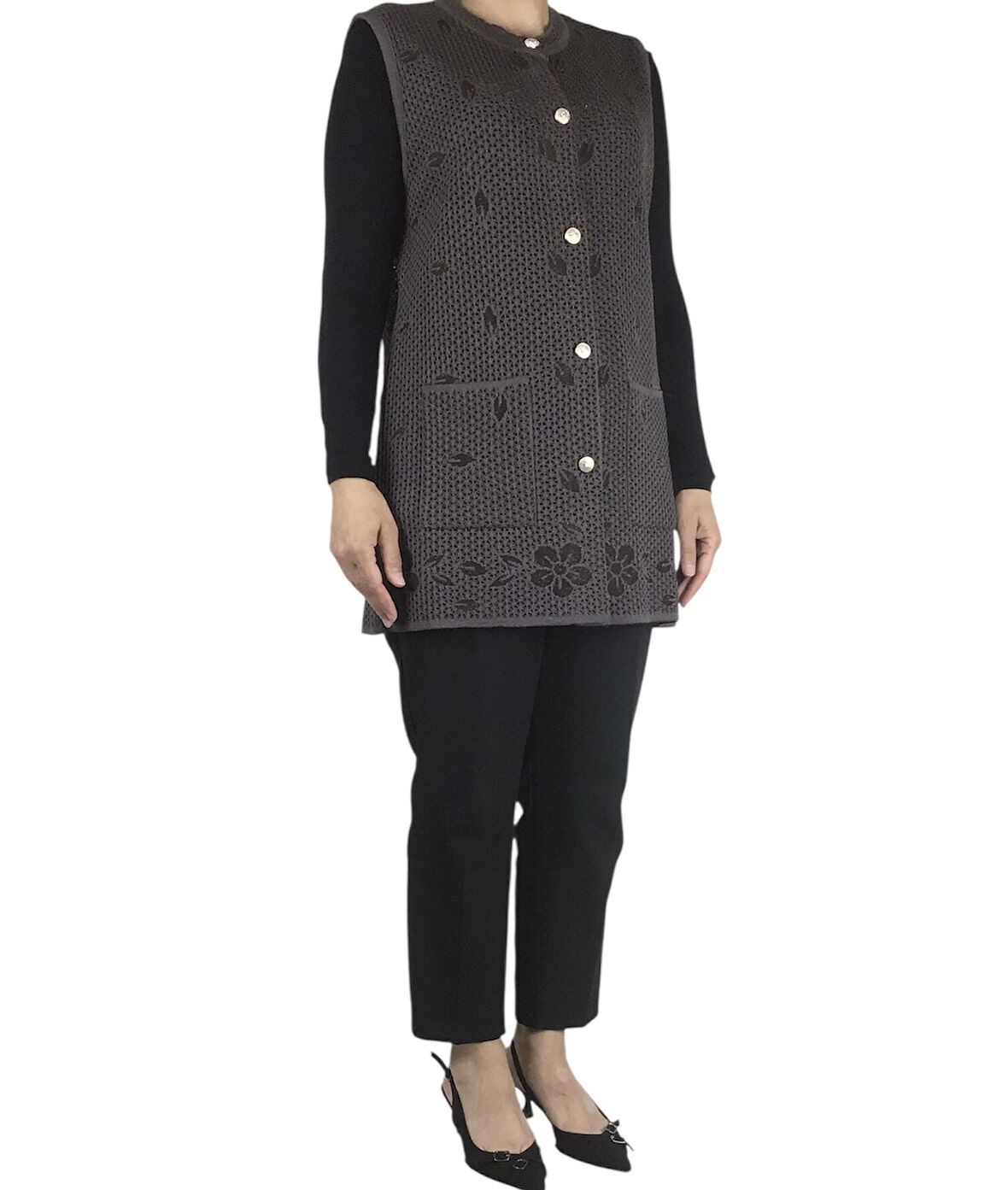 KADIN SİNLİ ÖNÜ DÜĞMELİ CEPLİ İNCE DELİKLİ YELEK