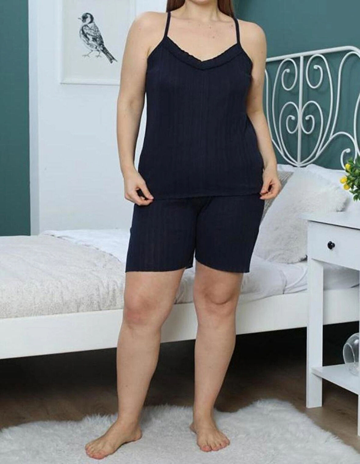 MODA KADIN Büyük Beden İp Askılı Bluz ve Şortlu Alt Üst Pijama Takımı