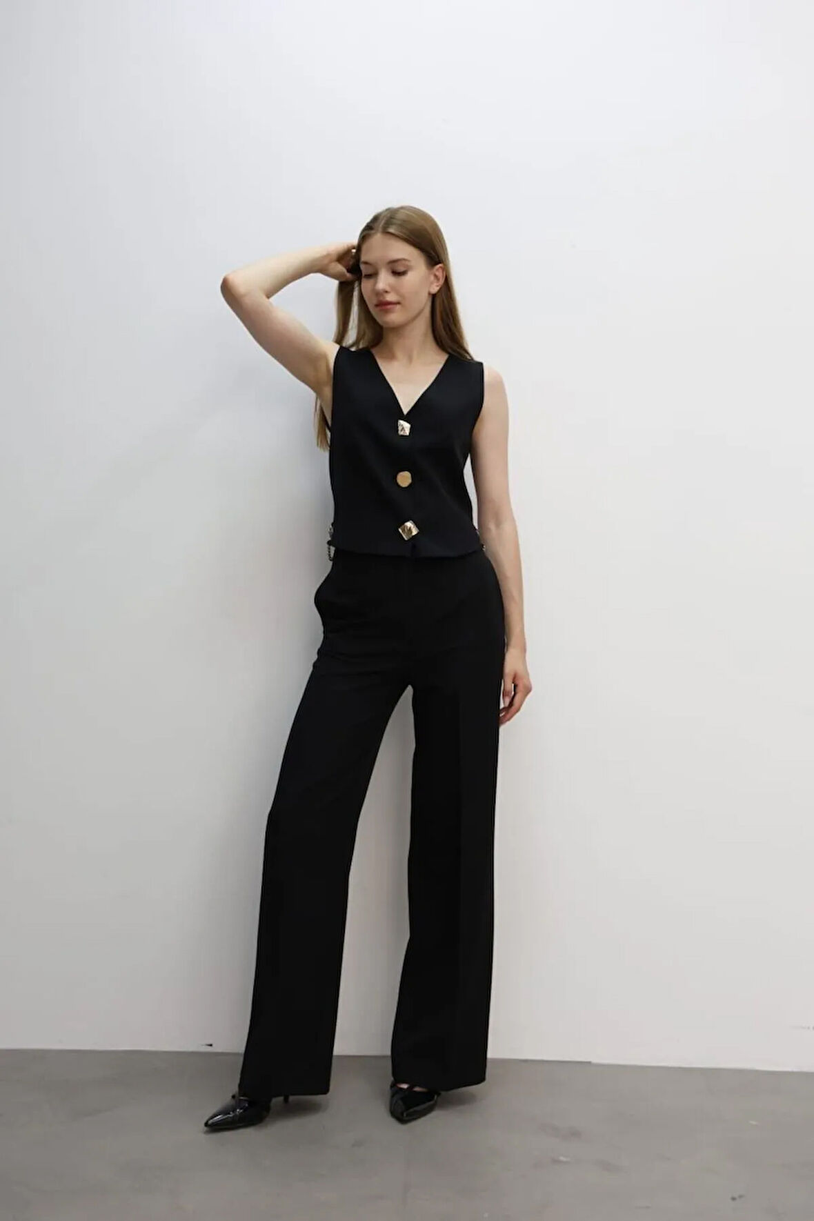 FemiChic Zincir Detaylı Yelekli Pantolon