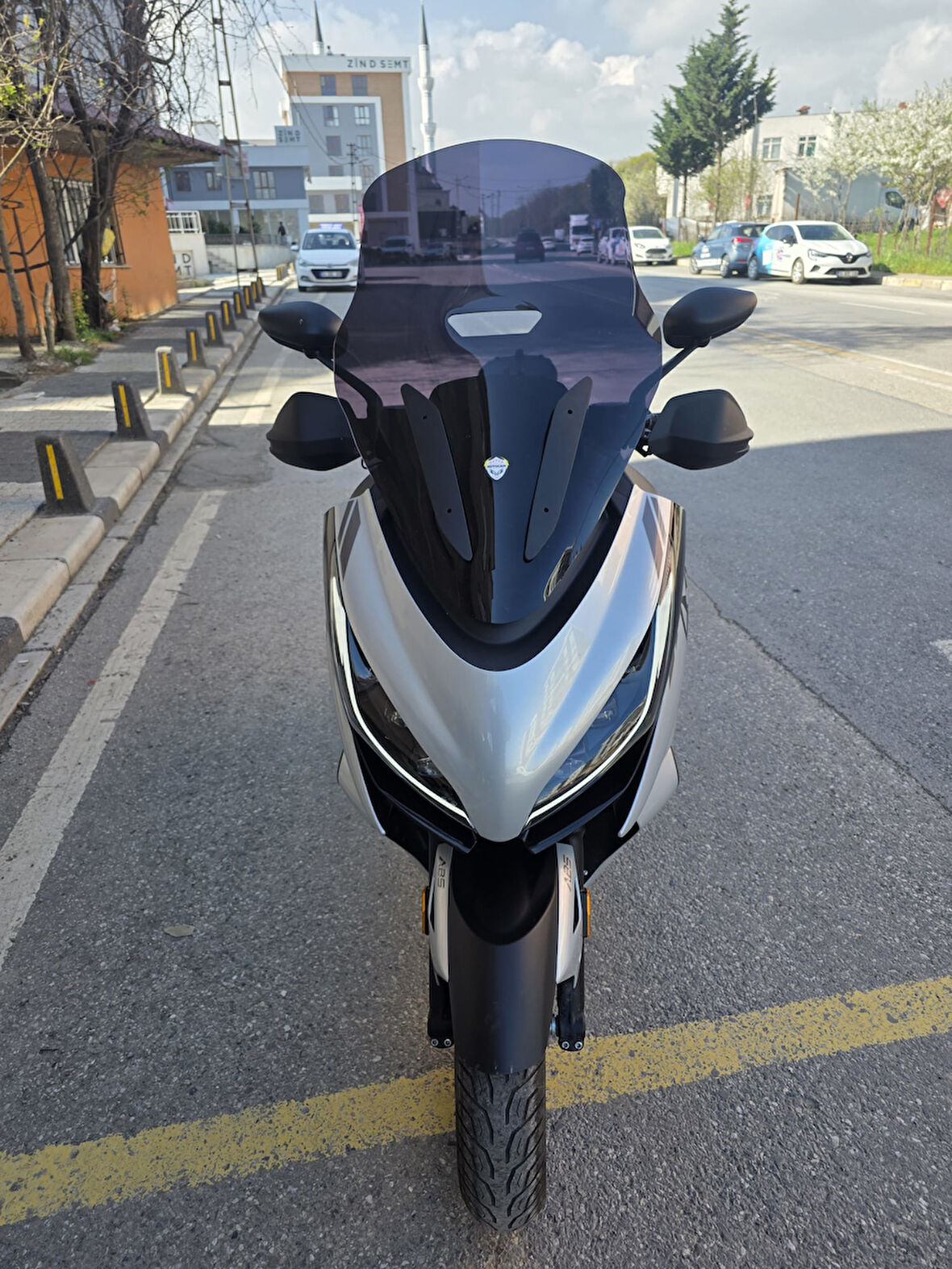 MOTOCAM Zontes ZT 250 T-E Siperlik Ön Cam 2023-2025 Model 73cm Siyah Renkli 4mm