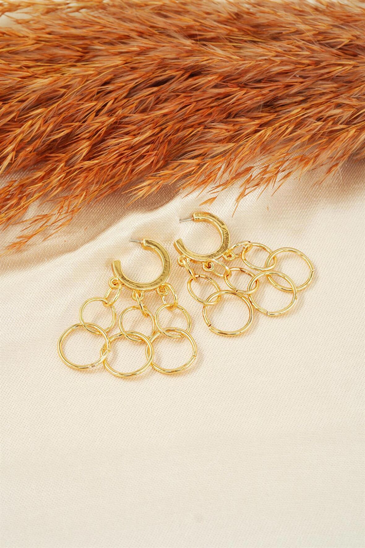 Kadın Özel Tasarım  Sallantılı Halkalardan Oluşan  Küpe