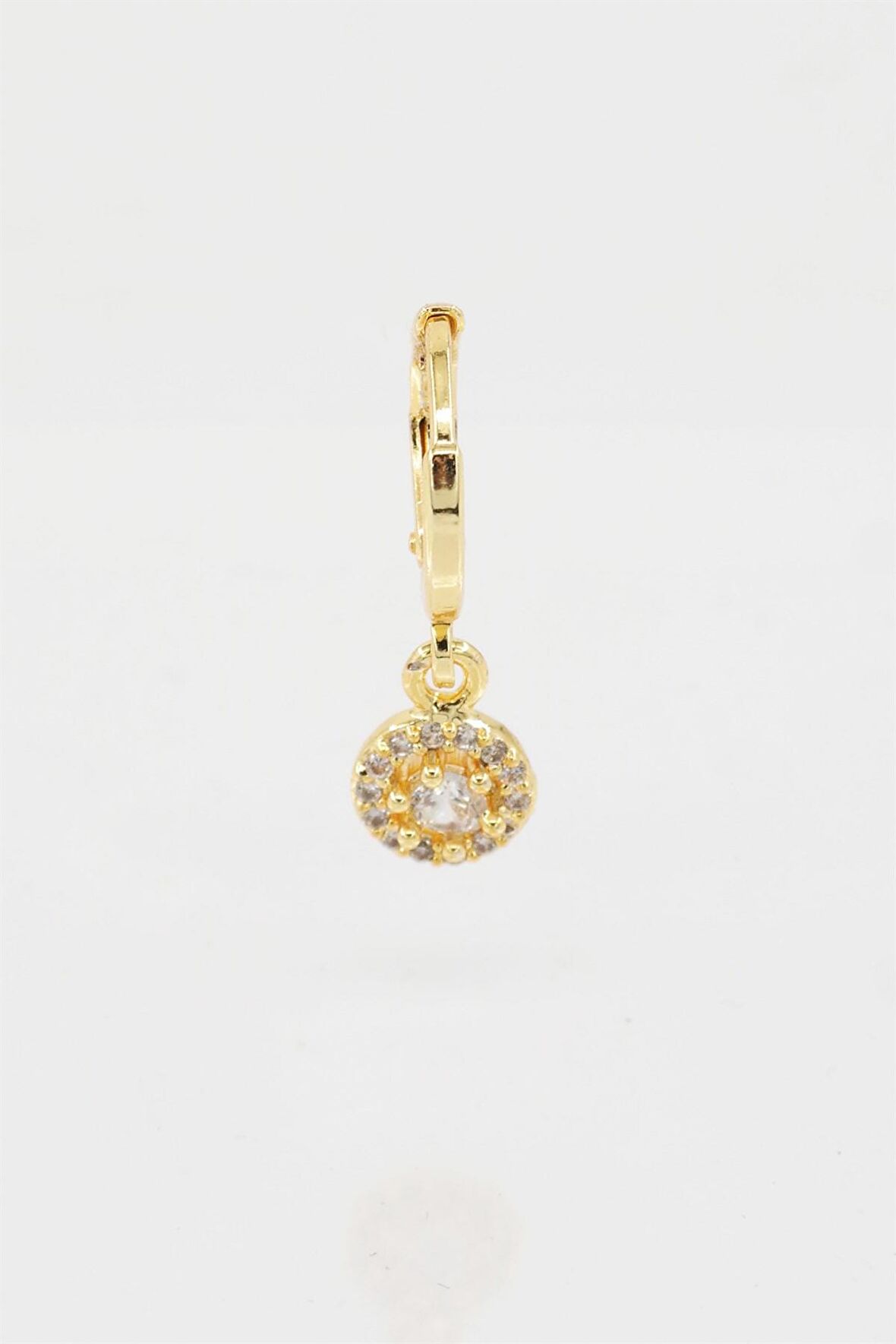 Kadın Kendi Tarzını Oluştur Zirkon Taşlı Oval Model 1 Adet Küpe