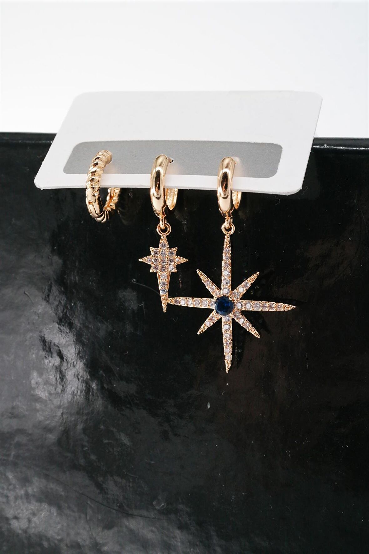  Kadın Vip Seri Zirkon Taşlı Kuzey Yıldızı Figürlü  3'lü Küpe Set