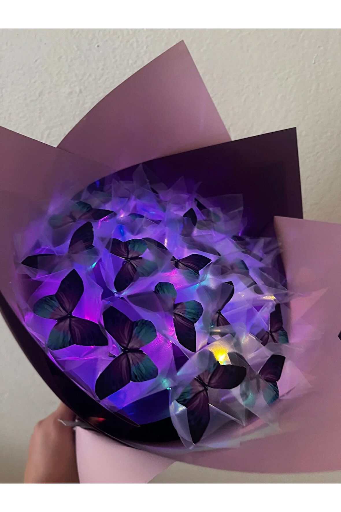 Ledli mavi mor kelebek buketi