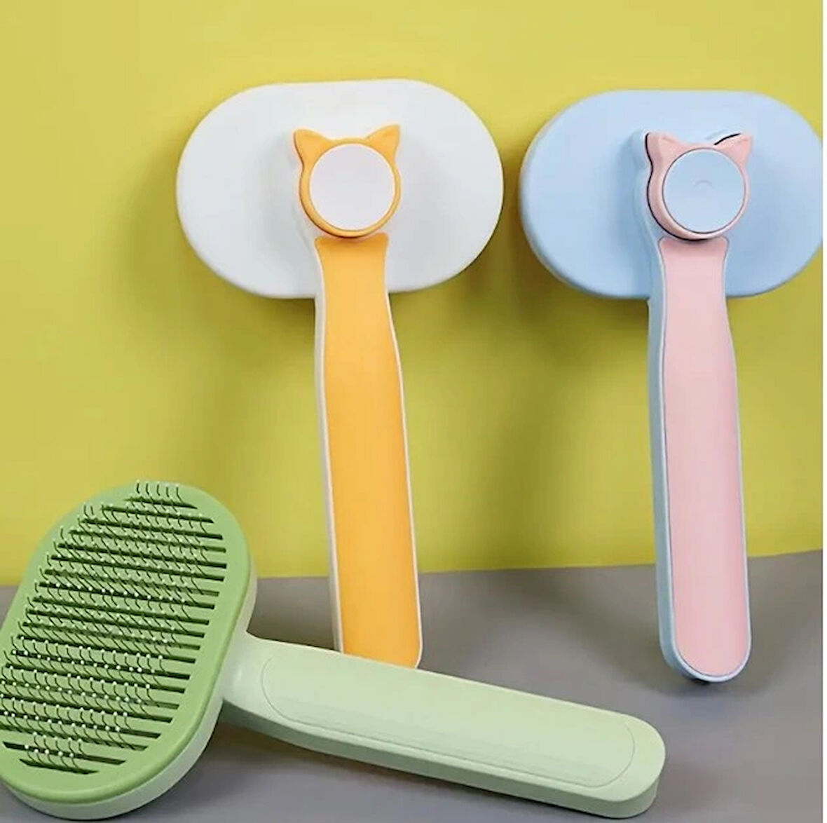 Kedi Ve Köpekler İçin Kendini Temizleyen Tüy Fırçası