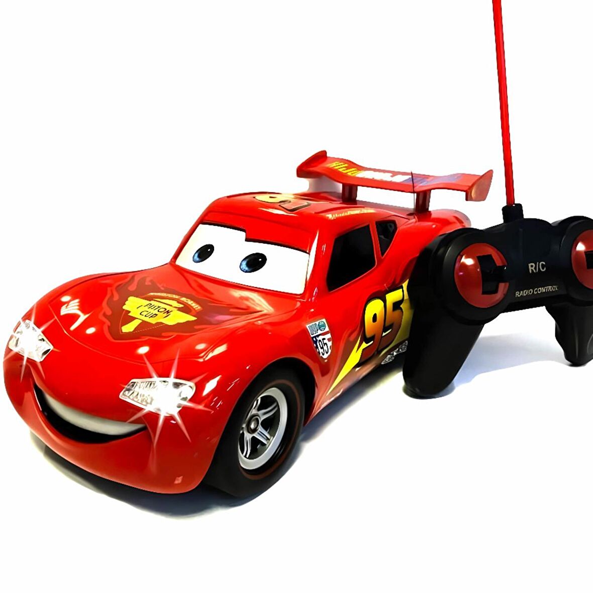 ThreeMB Toys Şimşek McQueen Uzaktan Kumandalı Pilli Araba