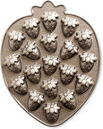 Nordicware Mini Çilekler Kek Kalıbı  
