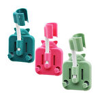 RENKLİ PLASTİK - OTURAN KEDİ FİGÜRLÜ  DUŞ ASKISI  4 YÖN OYNAR BAŞLIK-Findit