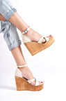 Kadın Bej Çapraz Bant Yüksek Topuklu Dolgu Taban Ayakkabı