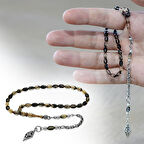 Ateş Kehribar Tesbih - Kararmaz Metal Arnavut Püsküllü - Bilek Boy - Siyah Beyaz Renk - Arpa Kesim