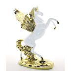 Şahlanan Kanatlı At Figürü 