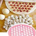 61 Bölmeli Petek Şekilli Pratik Mantı Kesici Açma Kalıbı Mantımatik 