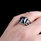 ZİRKON TAŞLI KARTAL MODEL 925 AYAR GÜMÜŞ ERKEK YÜZÜK