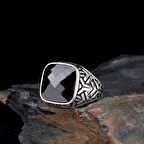 ZİRKON TAŞLI 925 AYAR GÜMÜŞ ERKEK YÜZÜK