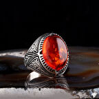 SENTETIK KEHRİBAR TAŞLI KALEM İŞLEME DESENLİ 925 AYAR GÜMÜŞ ERKEK YÜZÜK