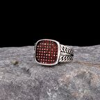 925 AYAR GÜMÜŞ KIRMIZI RENK MİKRO TAŞLI ÖRGÜ MODEL YÜZÜK