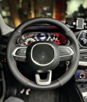 Fiat Egea Uyumlu Araca Özel Direksiyon Kılıfı (Nokta Karbon Kırmızı Dikiş)