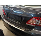 TOYOTA COROLLA SEDAN UYUMLU ARKA TAMPON EŞİĞİ 2019 ÜZERİ PASLANMAZ KROM