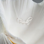 925 Ayar Gümüş Zarif İsim Detaylı Kolye Özel Tasarım