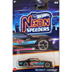Hot Wheels Neon Yarışçılar HLH72 - 70 CHEVY CHEVELLE  JBY97