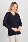 Detay Triko Kadın V Yaka ve Yakası Metal Aksesuarlı Uzun Kol Anne Bluz 5713 Lacivert