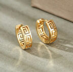 Gold Geometrik Desenli Şık Halka Küpe