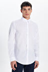 Erkek Slim Fit Dar Kesim Düz Beyaz Gömlek