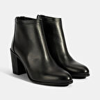 Kadın Siyah Kalın Topuklu Deri Bot