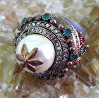 İnci Zirkon Zümrüt ve Yakut Taşlı Gümüş Kadın Otantik Yüzük