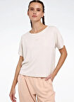 LC 9045 RELA TEE Bej Yuvarlak Yaka Regular Fit Kadın T-Shirt