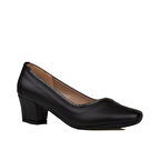 Trend Adımlar Siyah Taş İşlemeli Kadın Klasik Ayakkabı