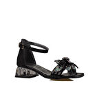 Trend Adımlar Siyah Kısa Topuklu Kemerli Kız Çocuk Klasik Ayakkabı