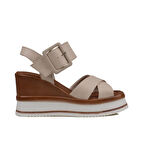 Trend Adımlar Krem Dolgu Topuk Kemerli Kadın Sandalet